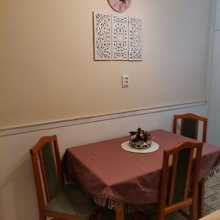 Malomszeg Apartman Πετς Εξωτερικό φωτογραφία