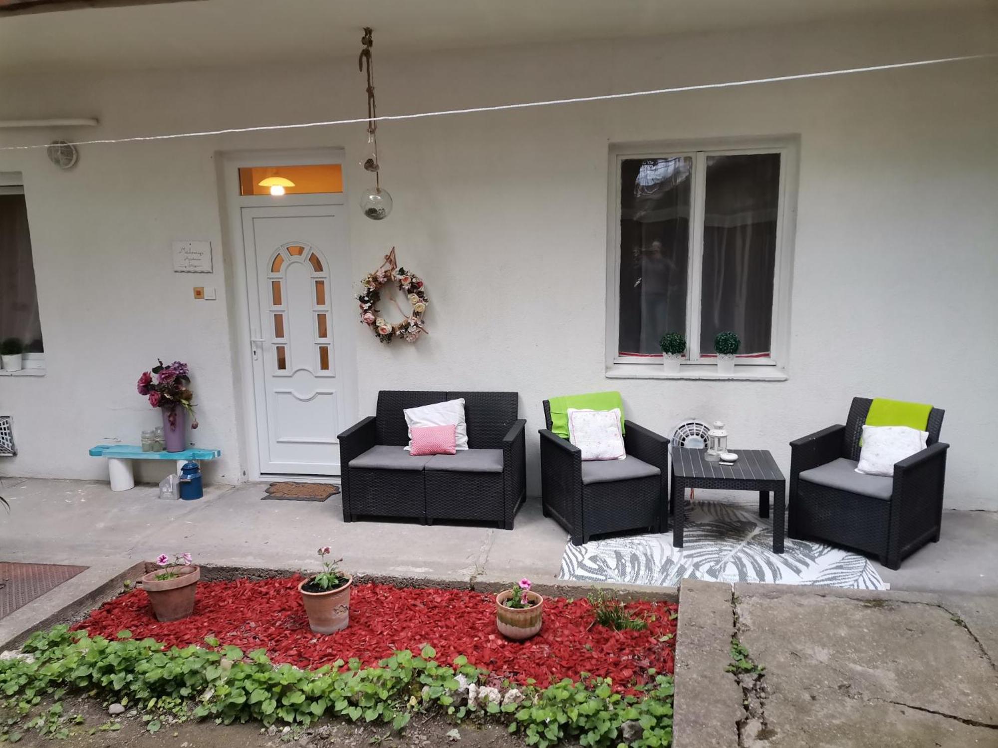 Malomszeg Apartman Πετς Εξωτερικό φωτογραφία